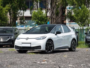 Volkswagen ID.3 Pure Smart 2025 - 1 | bex-auto.md